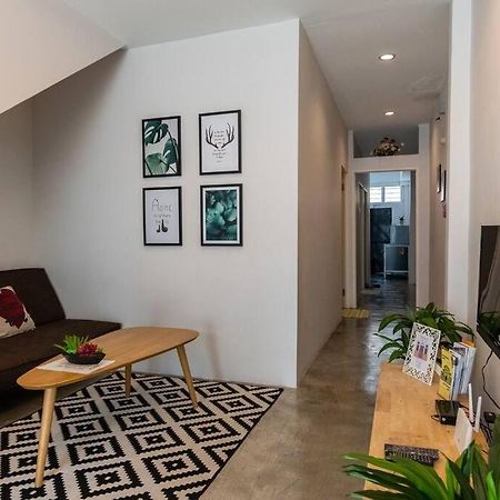 Вілла New Granny Cozy House Georgetown 2-6Pax Екстер'єр фото